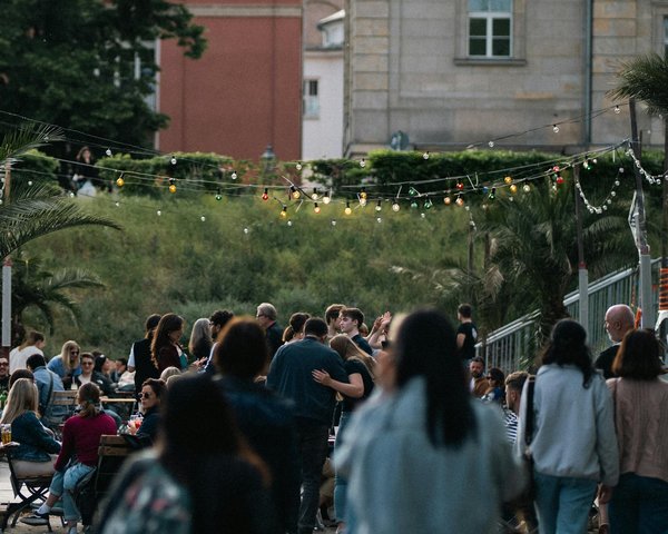 Voyage Enchanteur au Coeur du Style Shojo dans les Mangas : Une Immersion Passionnante